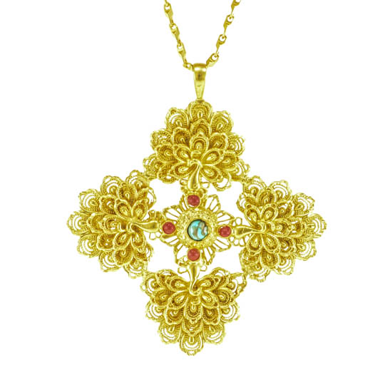 Pas de Quatre Necklace